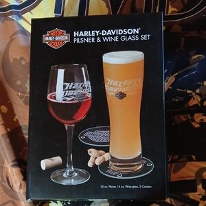 Harley-Davidson Black and Orange Glass Set